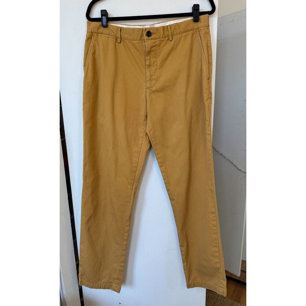 Club Monaco | Davis Slim Fit Chino Pants | W33 L32